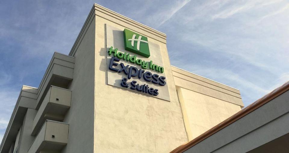 Holiday Inn Express Milford By Ihg Εξωτερικό φωτογραφία
