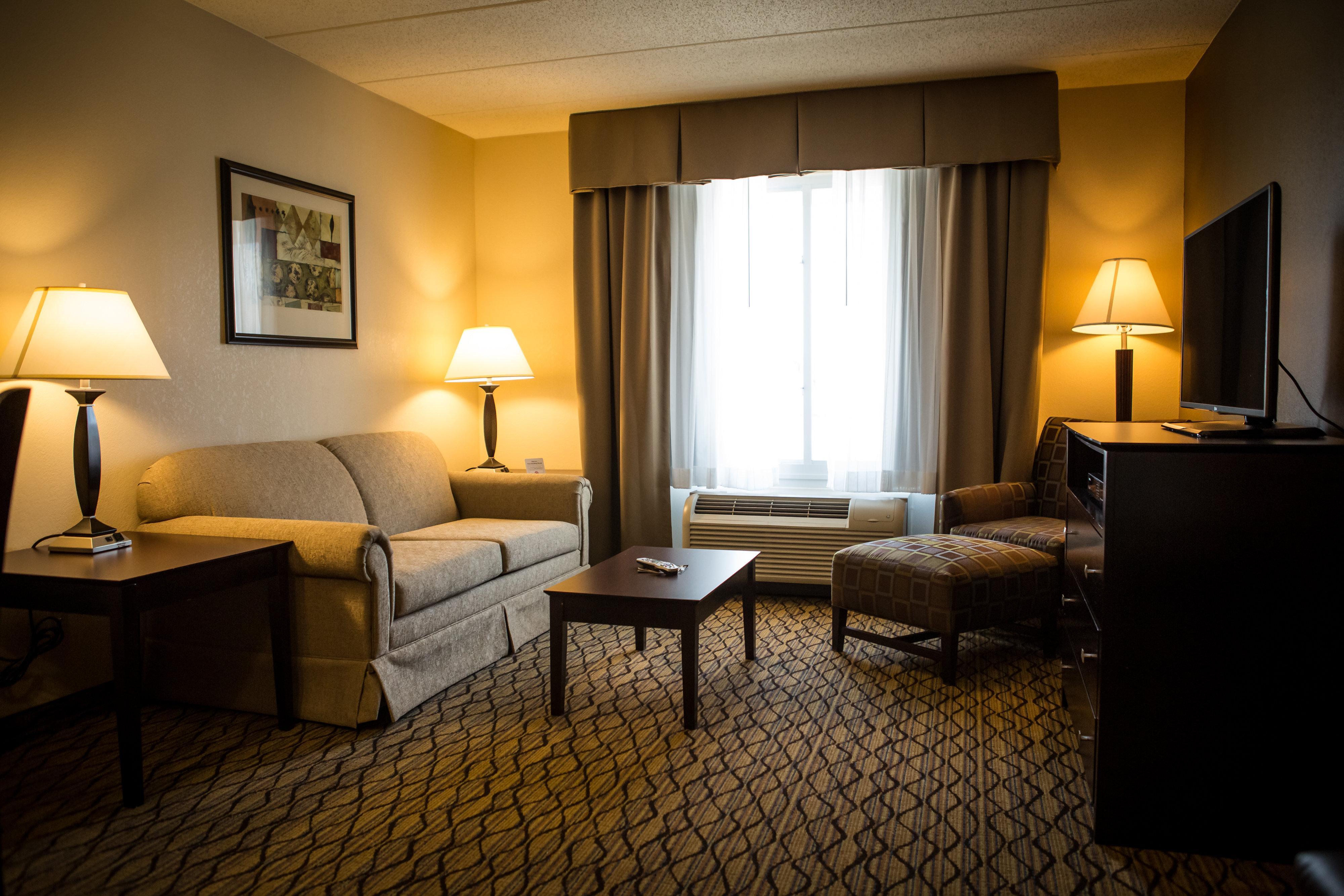 Holiday Inn Express Milford By Ihg Εξωτερικό φωτογραφία