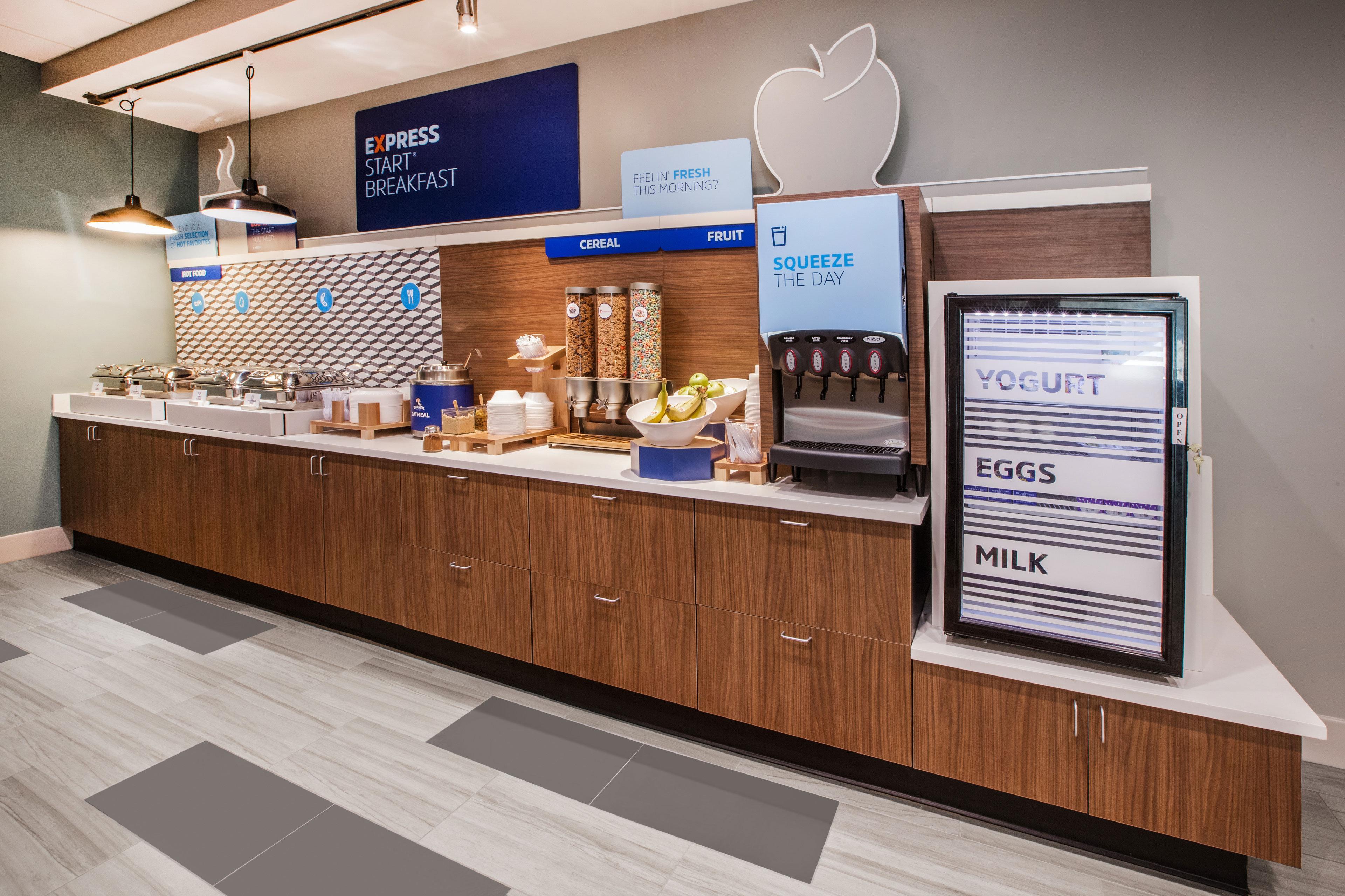 Holiday Inn Express Milford By Ihg Εξωτερικό φωτογραφία