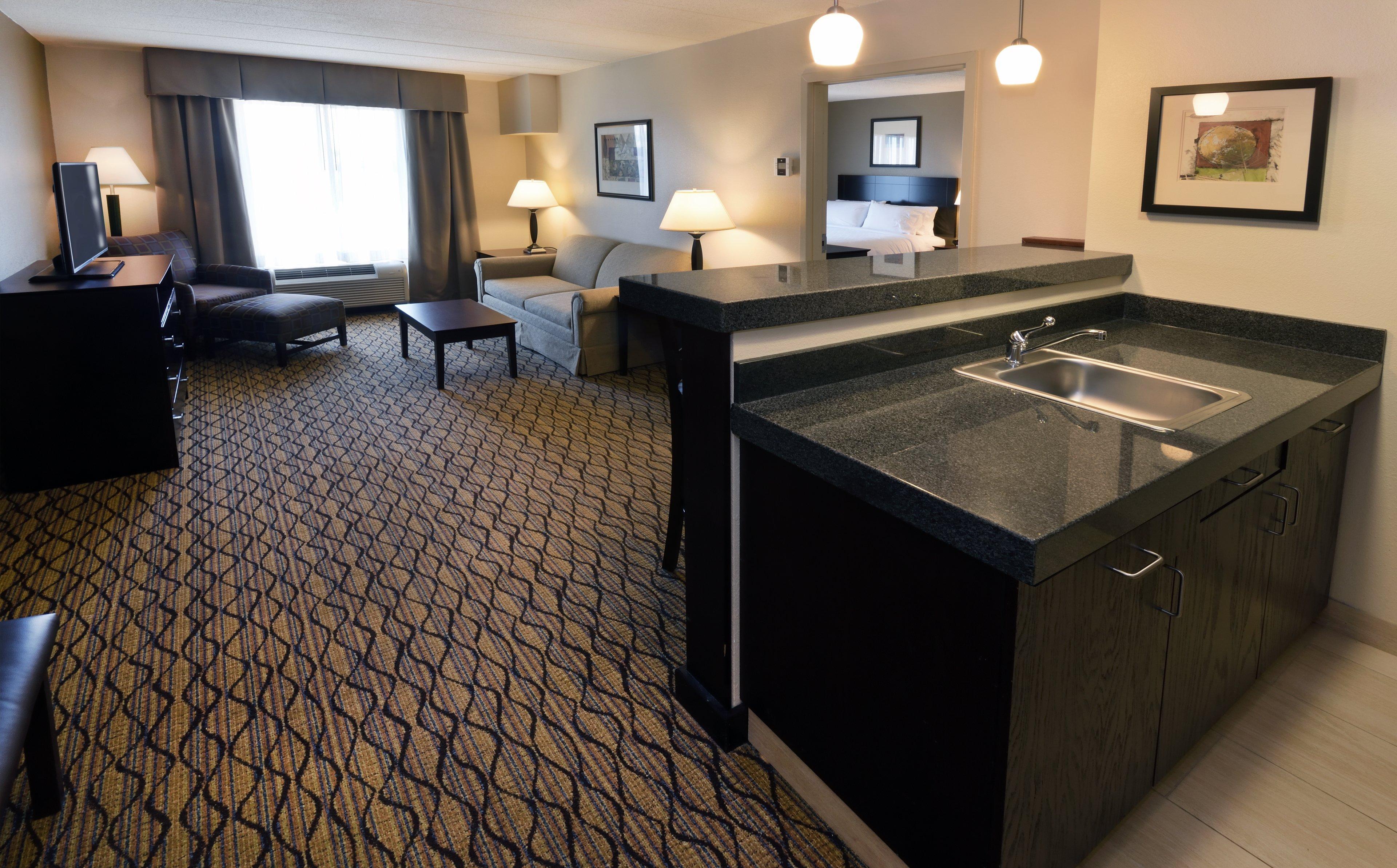Holiday Inn Express Milford By Ihg Εξωτερικό φωτογραφία