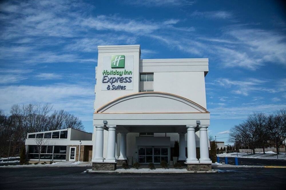 Holiday Inn Express Milford By Ihg Εξωτερικό φωτογραφία